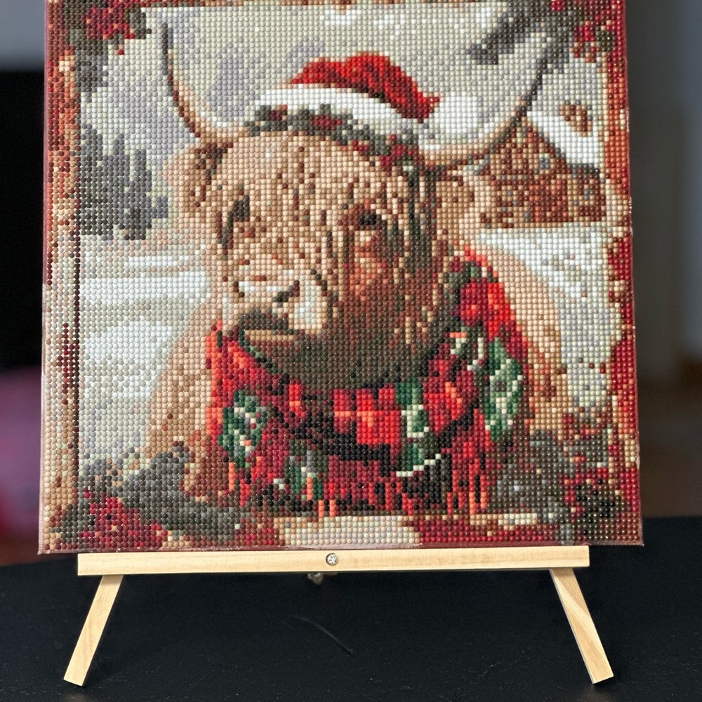 Festive Highland Cow Diamond Painting Kit